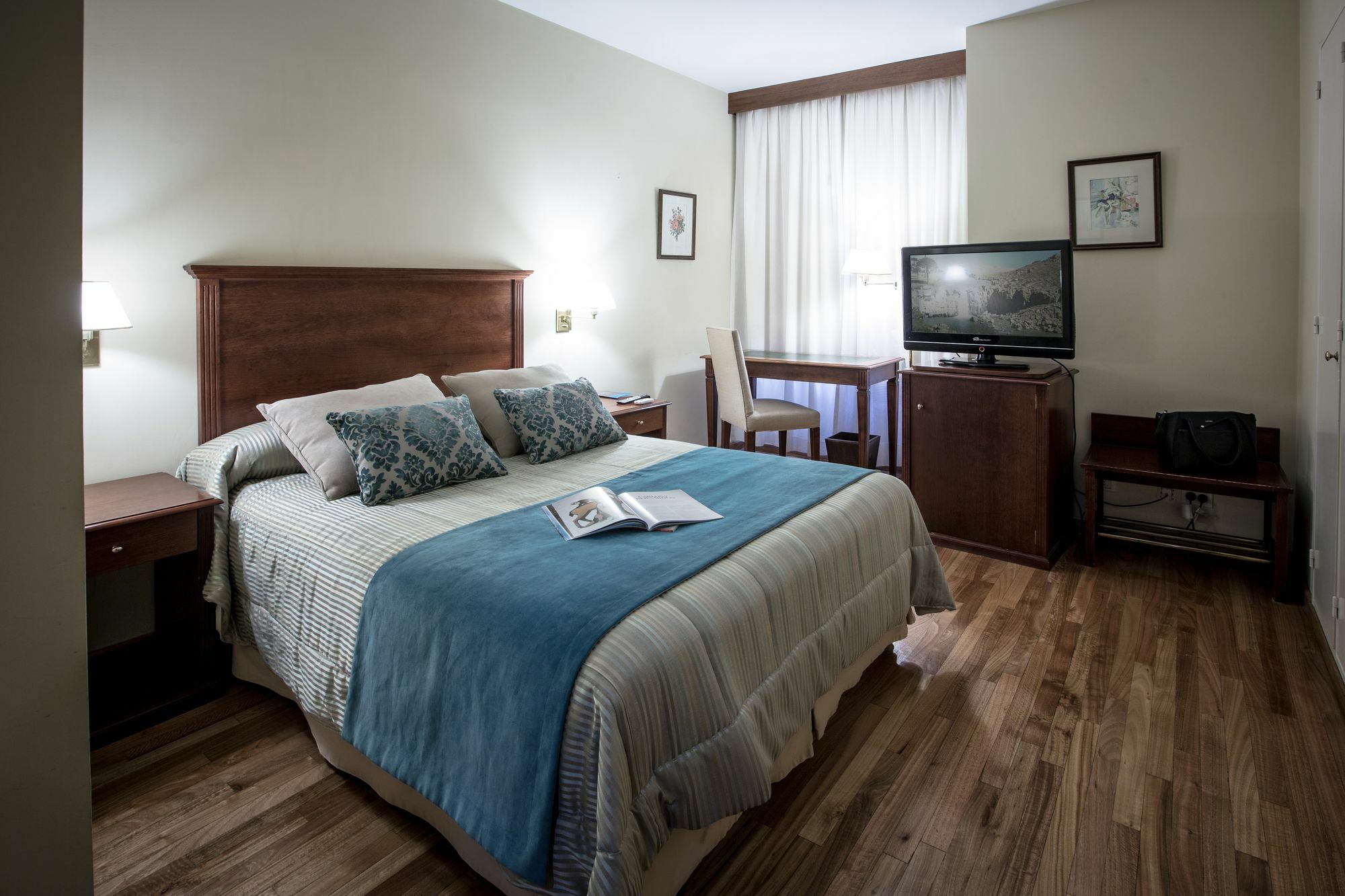 Hotel Grand Brizo Comahue Neuquén Exteriér fotografie